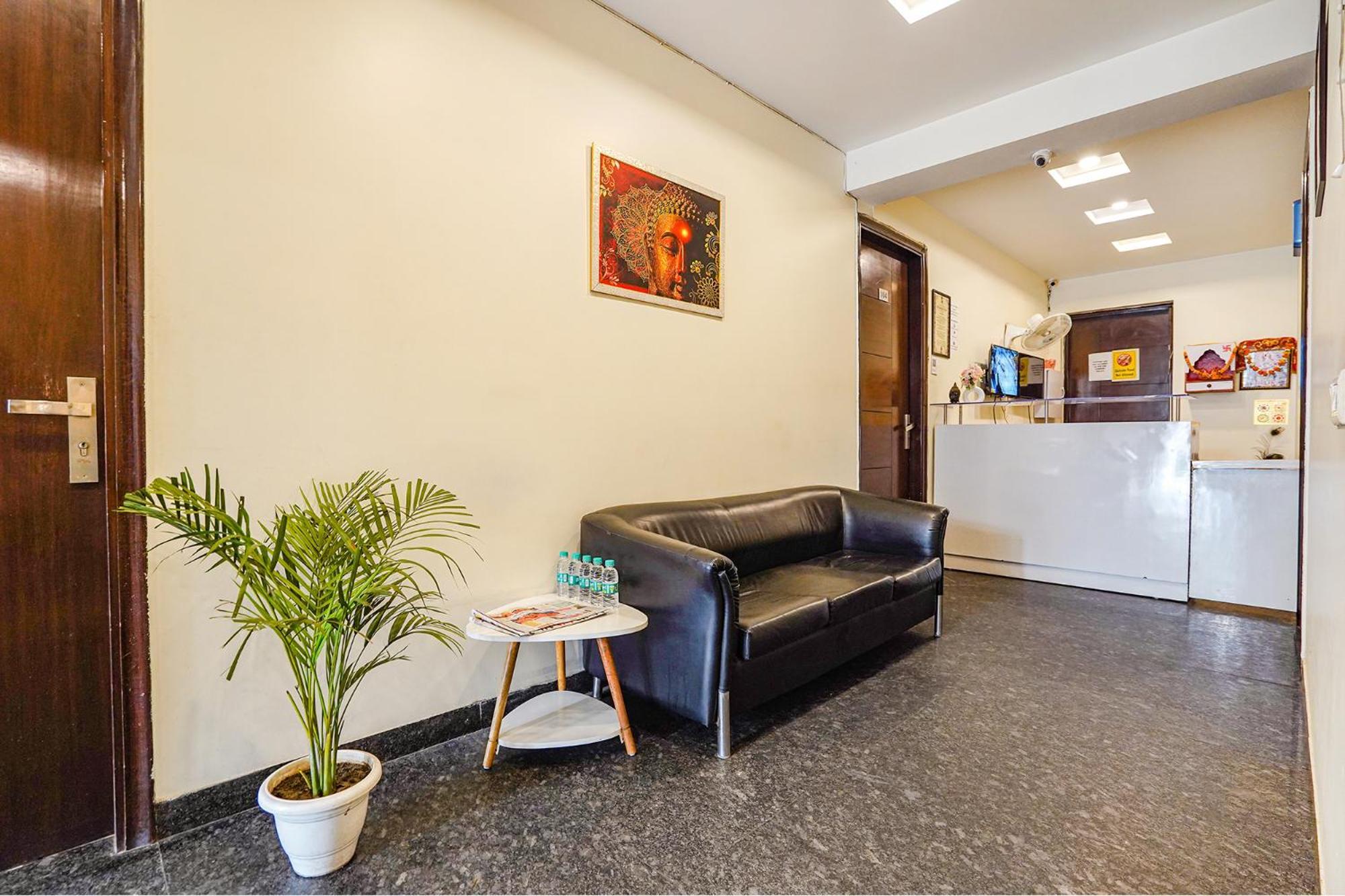 Fabhotel Apple Pie Noida Exterior photo