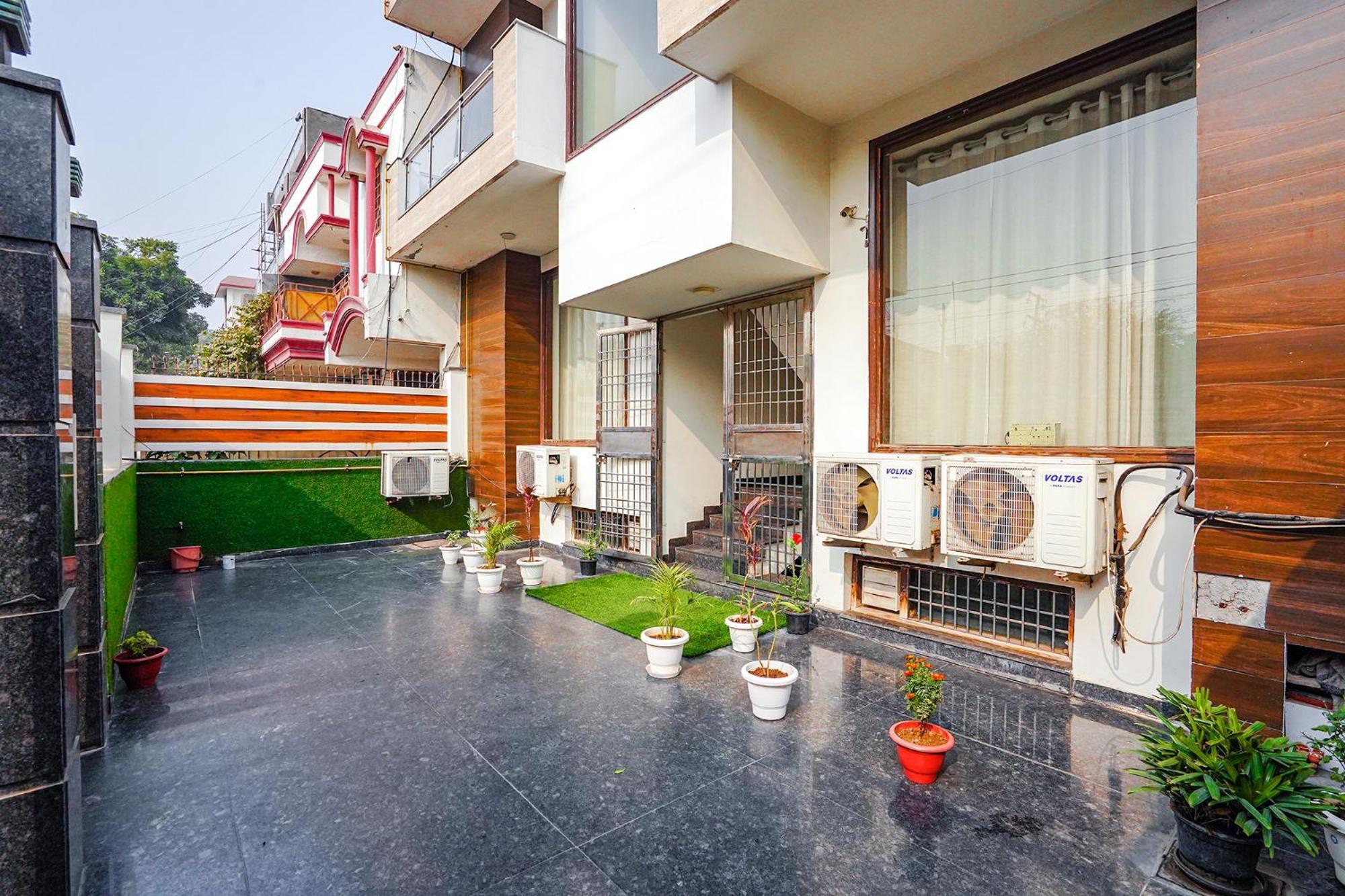 Fabhotel Apple Pie Noida Exterior photo